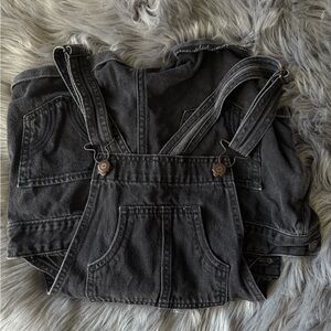 Hollister Short-tail Overalls